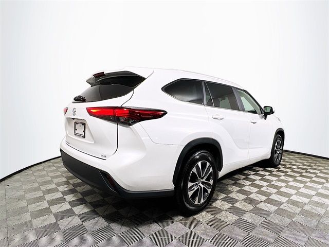 2023 Toyota Highlander XLE