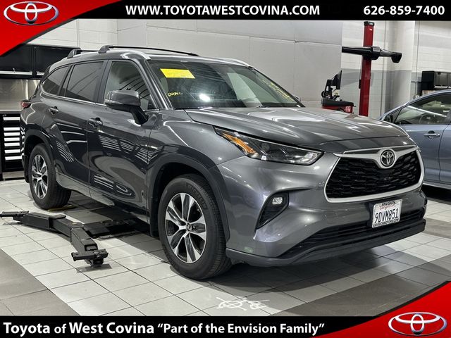 2023 Toyota Highlander XLE