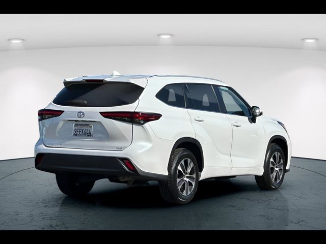 2023 Toyota Highlander XLE