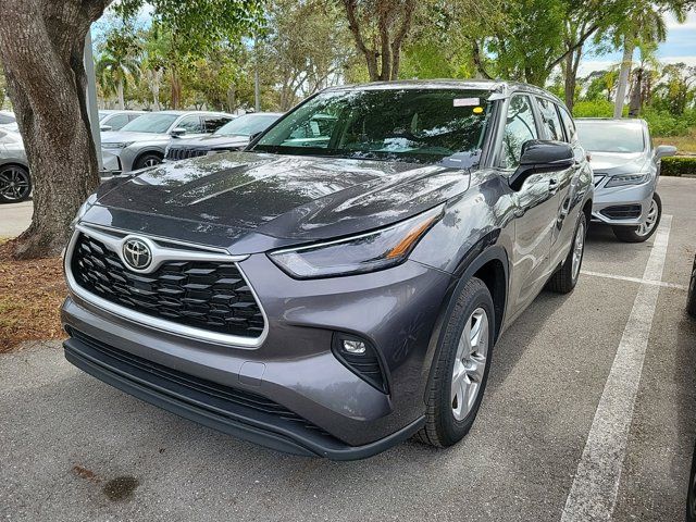 2023 Toyota Highlander XLE