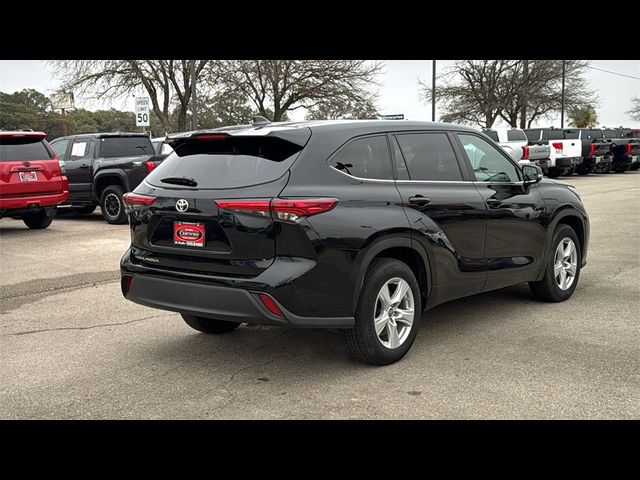 2023 Toyota Highlander XLE