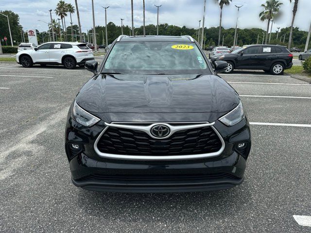 2023 Toyota Highlander XLE