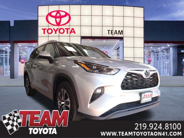 2023 Toyota Highlander XLE