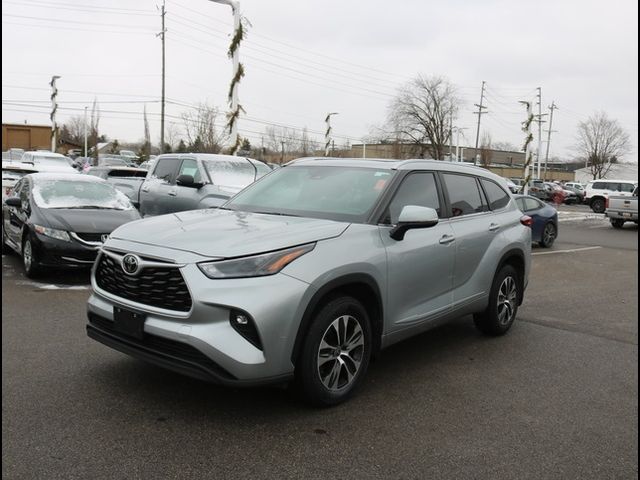 2023 Toyota Highlander XLE