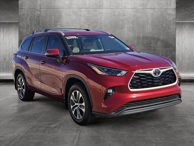 2023 Toyota Highlander XLE