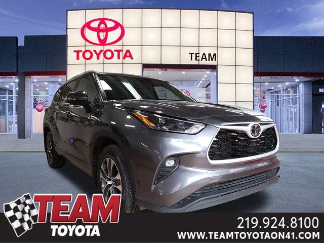 2023 Toyota Highlander XLE