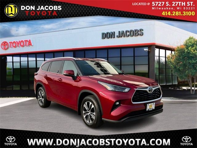 2023 Toyota Highlander XLE