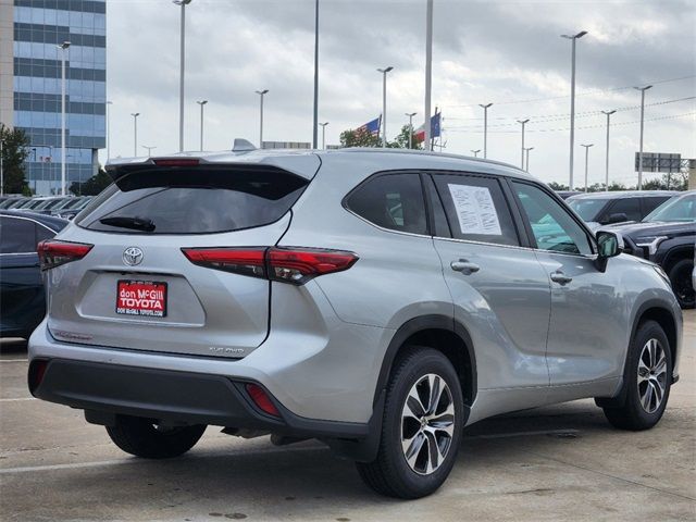 2023 Toyota Highlander XLE