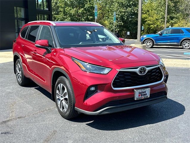 2023 Toyota Highlander XLE