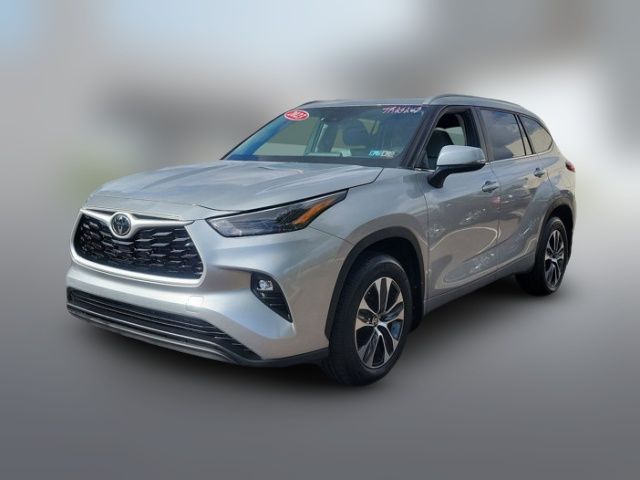 2023 Toyota Highlander XLE