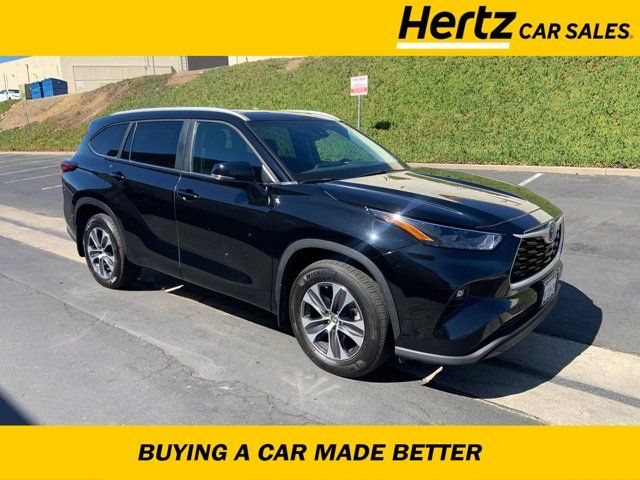 2023 Toyota Highlander XLE