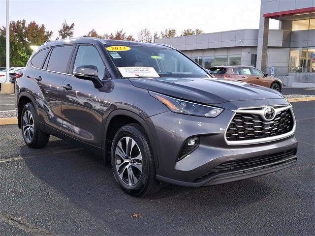 2023 Toyota Highlander L