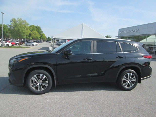 2023 Toyota Highlander L