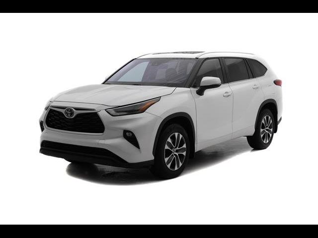 2023 Toyota Highlander XLE