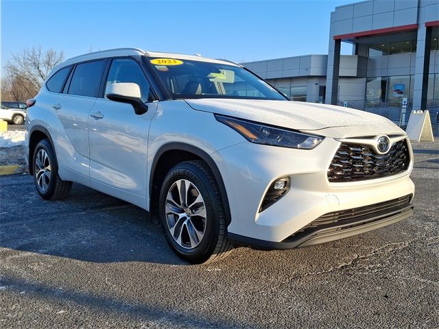 2023 Toyota Highlander L