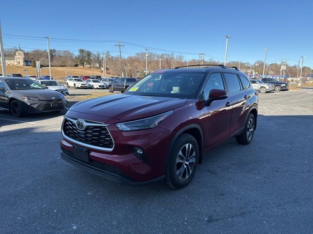 2023 Toyota Highlander XLE