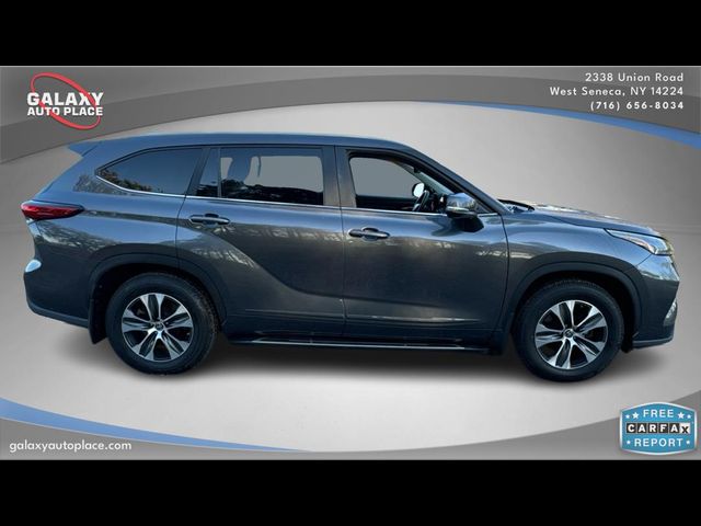 2023 Toyota Highlander XLE