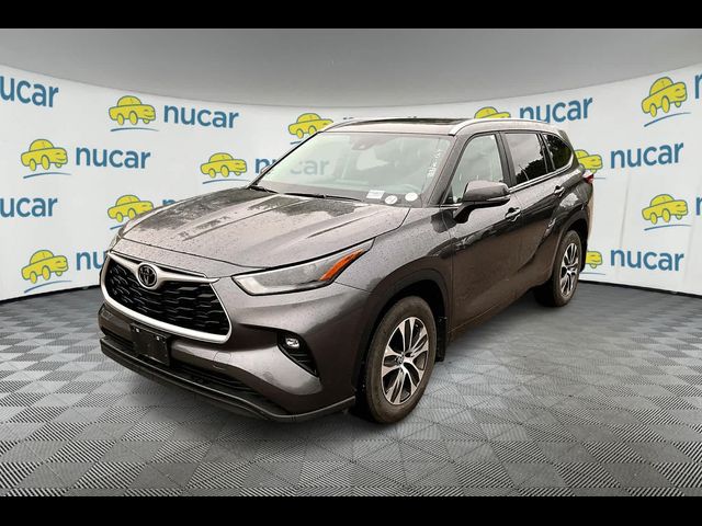 2023 Toyota Highlander XLE