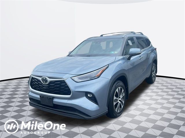 2023 Toyota Highlander XLE