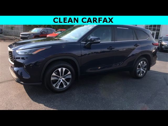 2023 Toyota Highlander XLE