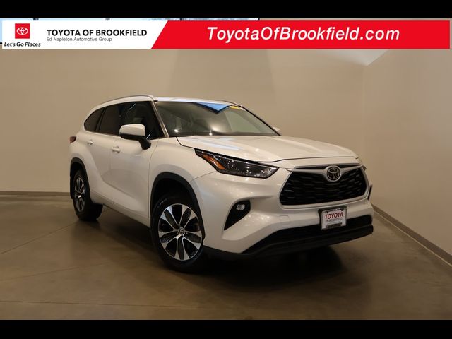 2023 Toyota Highlander L