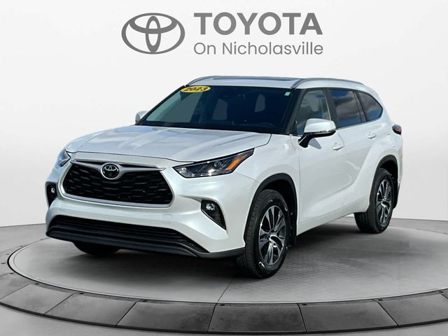 2023 Toyota Highlander XLE