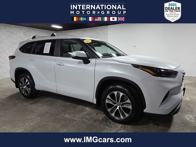 2023 Toyota Highlander XLE