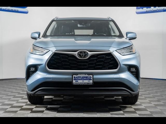 2023 Toyota Highlander XLE