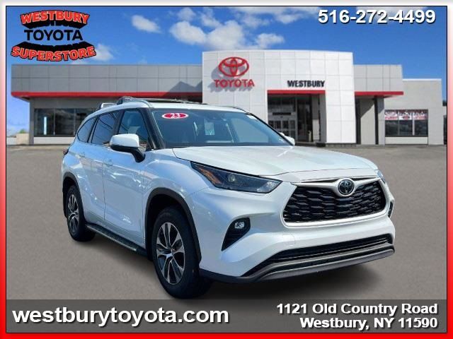 2023 Toyota Highlander L