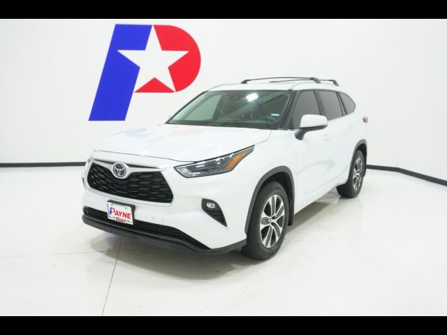 2023 Toyota Highlander XLE