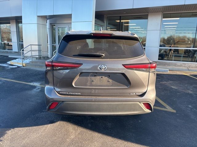 2023 Toyota Highlander L