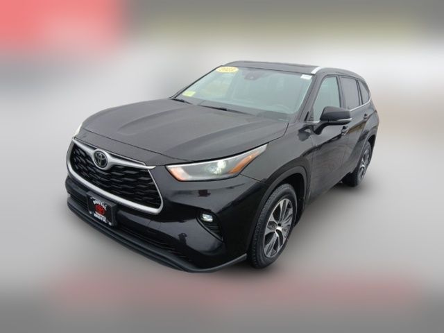 2023 Toyota Highlander XLE