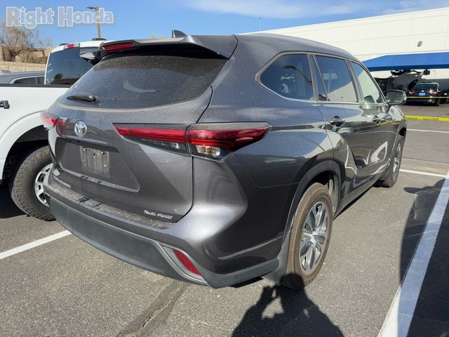 2023 Toyota Highlander XLE