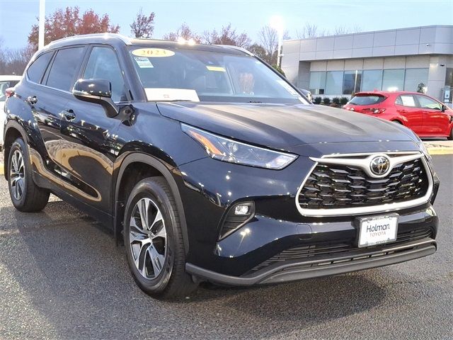 2023 Toyota Highlander L