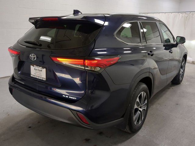 2023 Toyota Highlander XLE