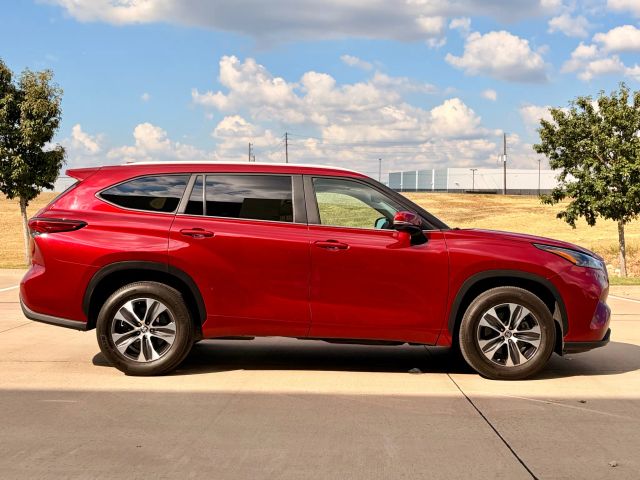 Used Red Toyota Highlander For Sale Near Me | Auto Navigator