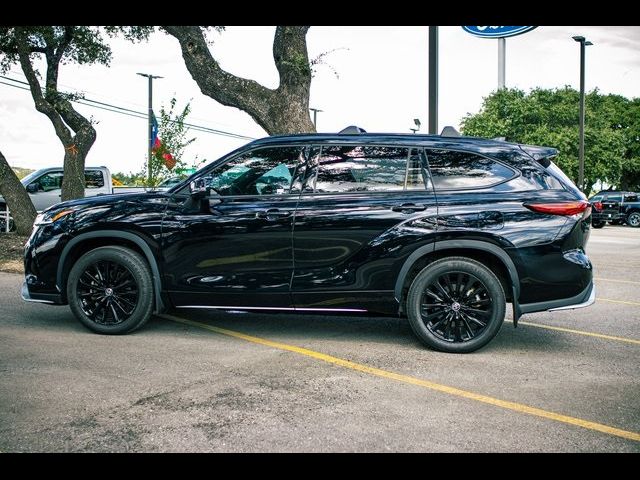 2023 Toyota Highlander XSE