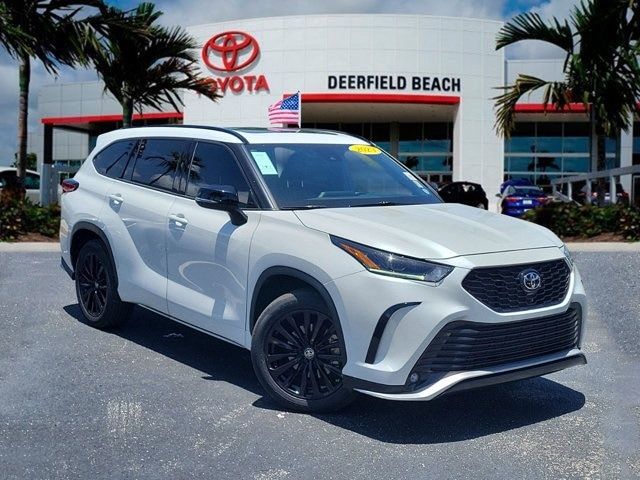 2023 Toyota Highlander XSE