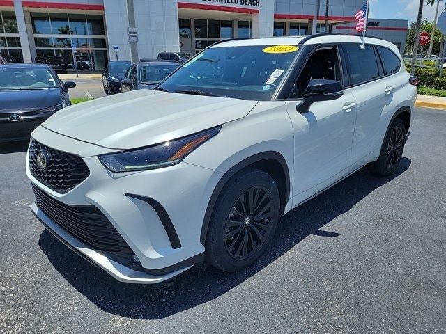 2023 Toyota Highlander XSE