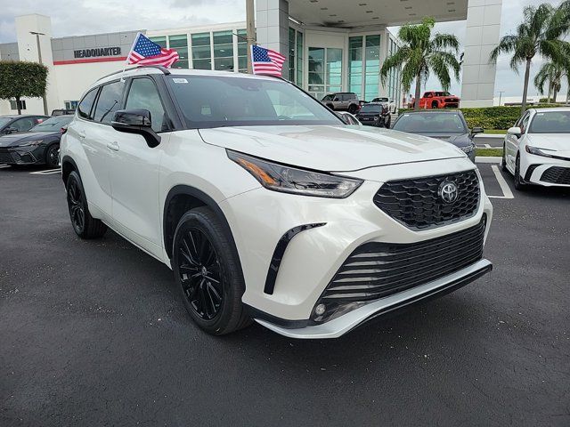 2023 Toyota Highlander XSE