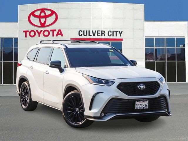 2023 Toyota Highlander XSE