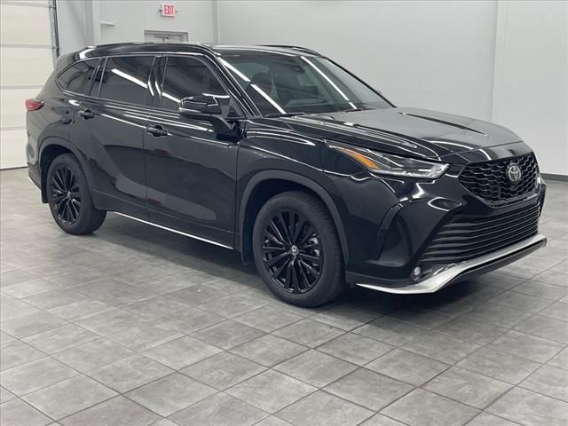 2023 Toyota Highlander XSE