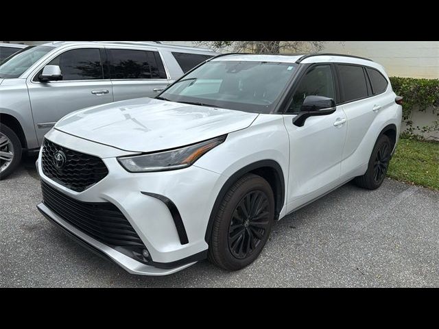 2023 Toyota Highlander XSE