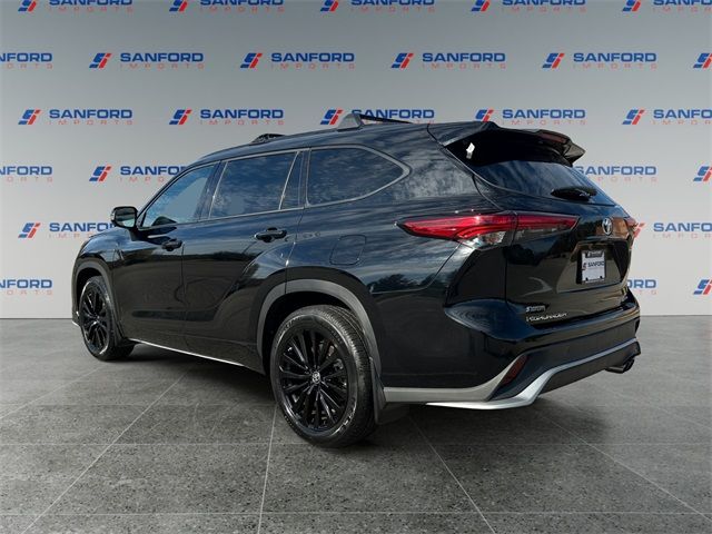 2023 Toyota Highlander XSE