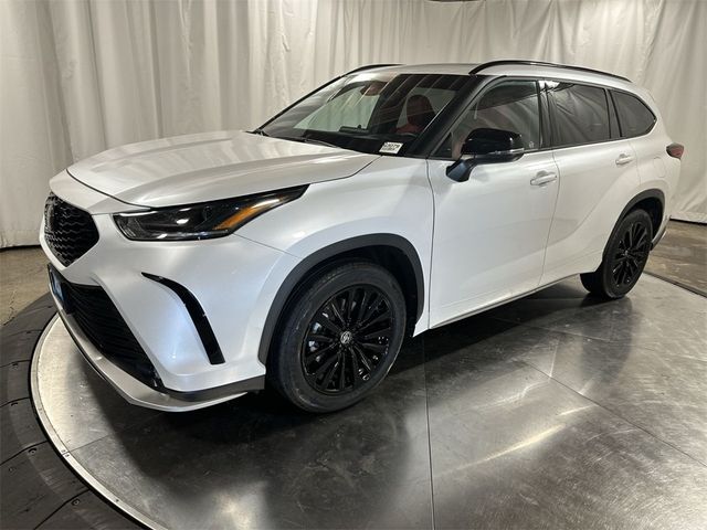 2023 Toyota Highlander XSE