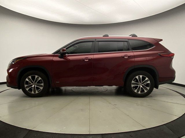 2023 Toyota Highlander Hybrid XLE