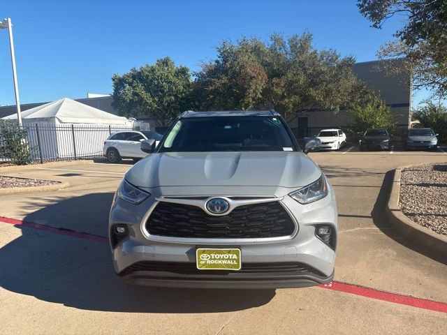 2023 Toyota Highlander Hybrid Bronze Edition