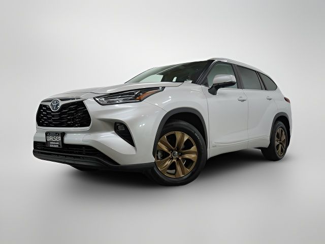 2023 Toyota Highlander Hybrid Bronze Edition