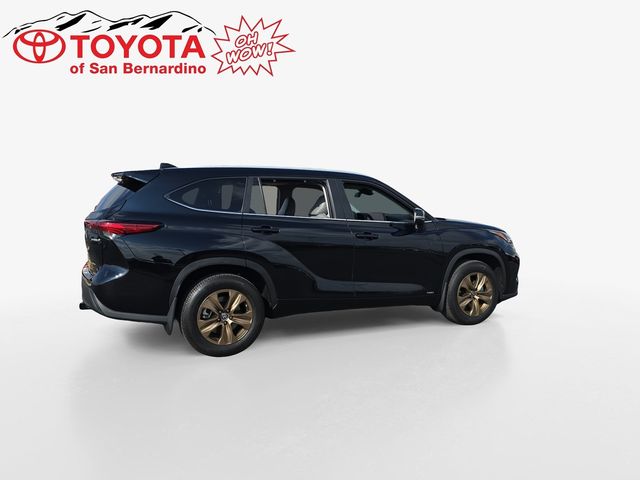 2023 Toyota Highlander Hybrid XLE Bronze