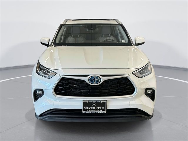 2023 Toyota Highlander Hybrid Bronze Edition